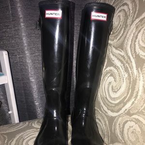 Glossy Hunter boots